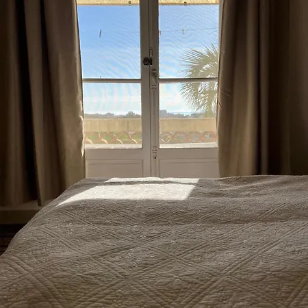 Villa Authentique Le Cactus Entierement Renovee Climatisee Proche Des Plages Du Centre Du Lavandou Et Du Supermarche *