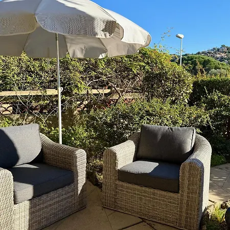 Authentique Le Cactus Entierement Renovee Climatisee Proche Des Plages Du Centre Du Lavandou Et Du Supermarche Bormes-les-Mimosas